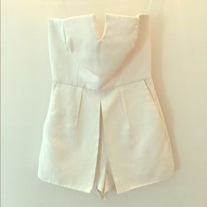 Topshop Size 2 Romper with zipper and back pocket